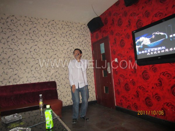 2011年10月，鄭州企鵝糧油機(jī)械有限公司--外貿(mào)部，十一國慶節(jié)團(tuán)體活動！(圖13)