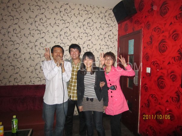 2011年10月，鄭州企鵝糧油機(jī)械有限公司--外貿(mào)部，十一國慶節(jié)團(tuán)體活動！(圖3)